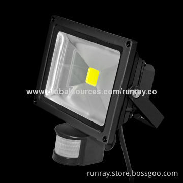 30W PIR LED Floodlight, 85-265V AC Voltage, >50,000 Hours Lifespan, Chimei LED Chip, IP65